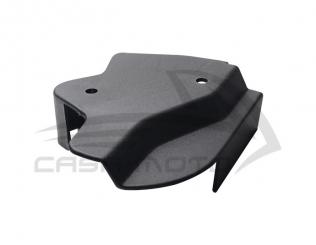 Plastikschutz über Gaszugumlenkung am Motor Quargo 