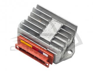 Lichtmaschinenregler 5-polig Ape 50 
